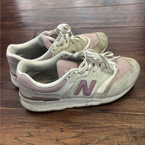 New Balance Women's Sneakers in Pink and Cream